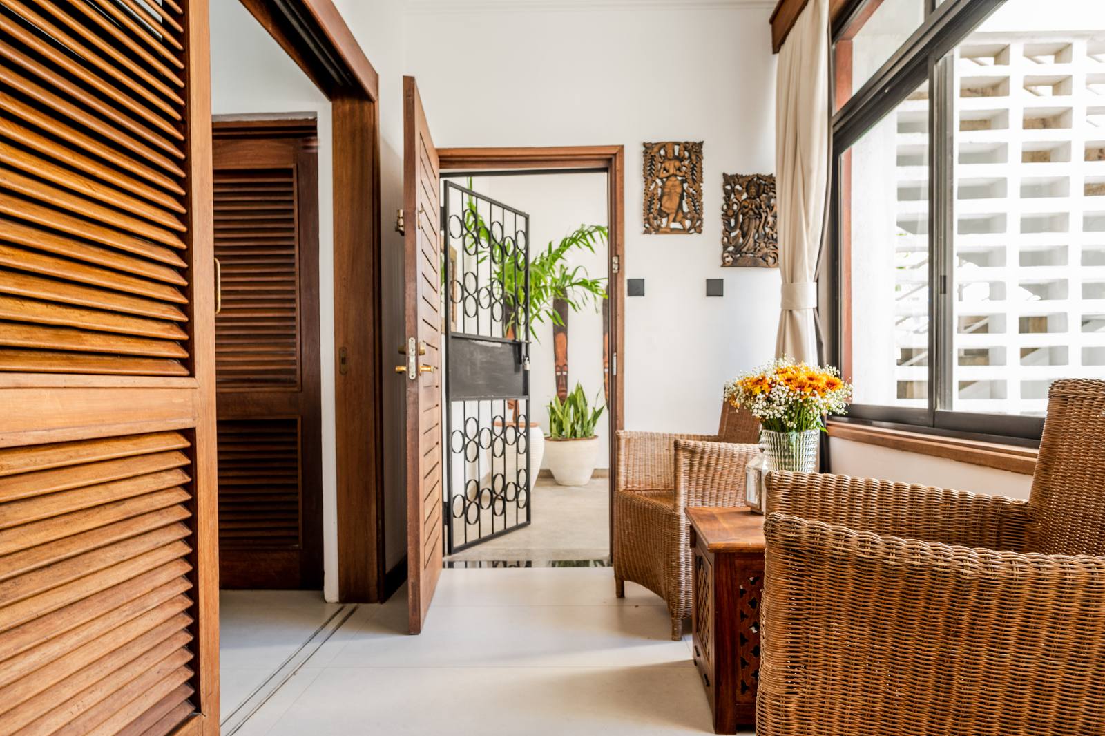 Mvita View - Pool Area