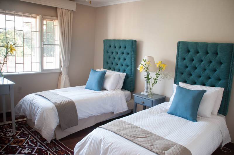 Honeysuckle - Terrace Dining