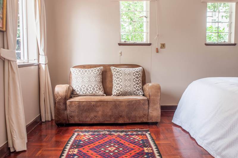 Nyumba Ndogo - Approach