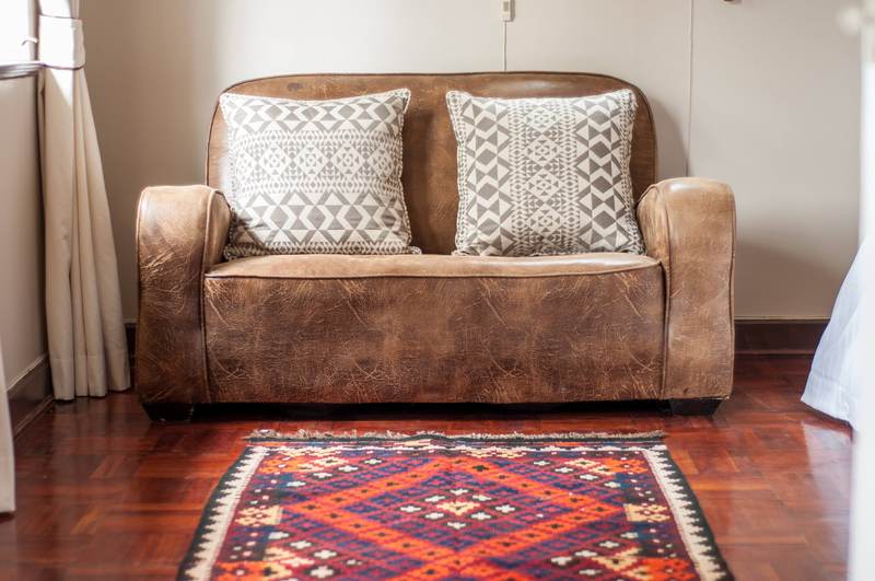 Nyumba Ndogo - Sitting Room