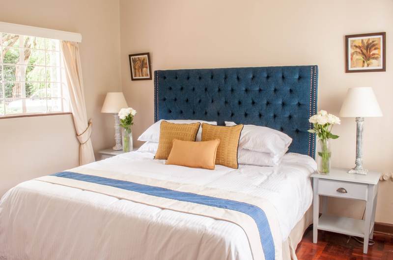 Nyumba Ndogo - Sitting Room