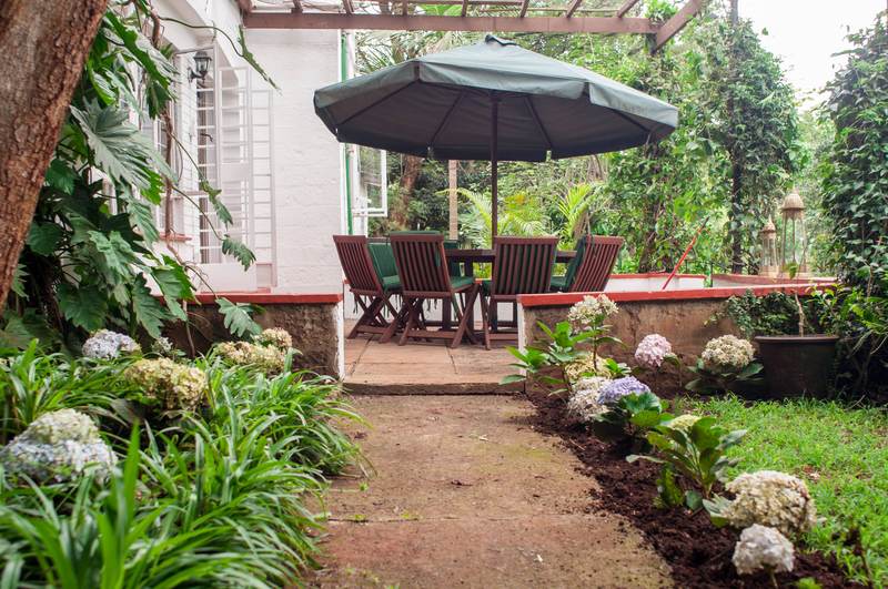 Nyumba Ndogo - Bathroom