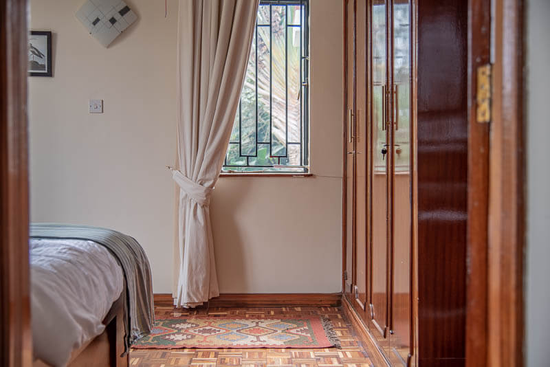 Flame Tree Runda - Pool