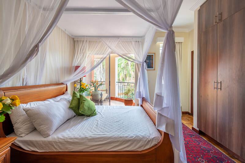 Forest Edge - Entrance